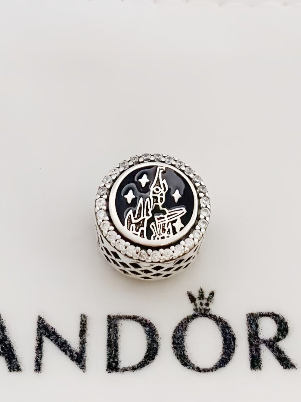 Pandora Disneyland Paris 30 Magical Years Exclusive Dangle Charm Pendant